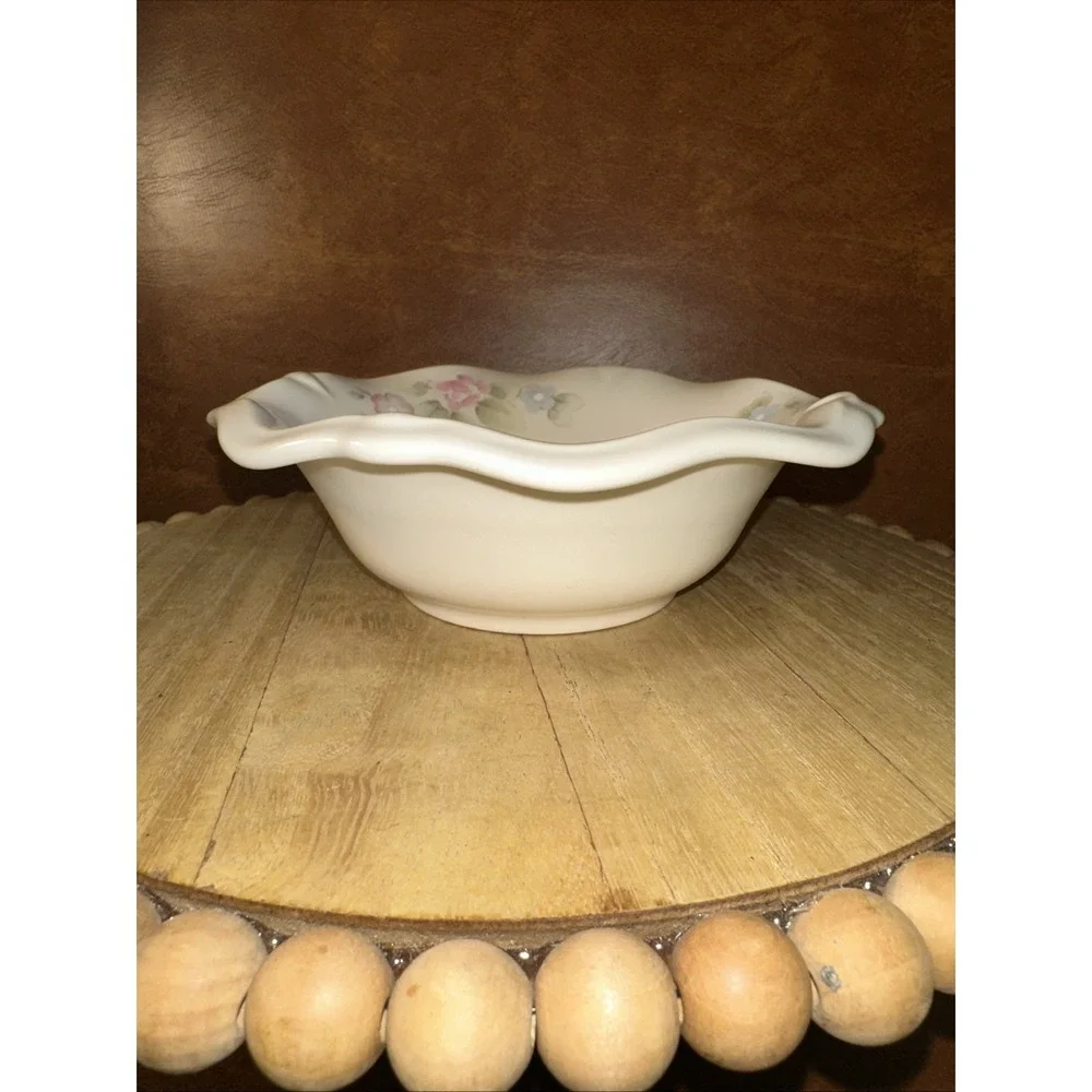 VTG Pfaltzgraff Tea Rose Fluted Bowl 7